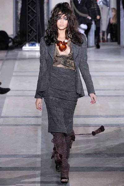 Look 21